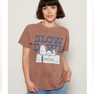 People of Leisure Peanuts Slow Down Tee Size XL NWOT